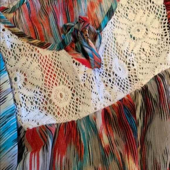 Colourful Top - Picture 2 of 2